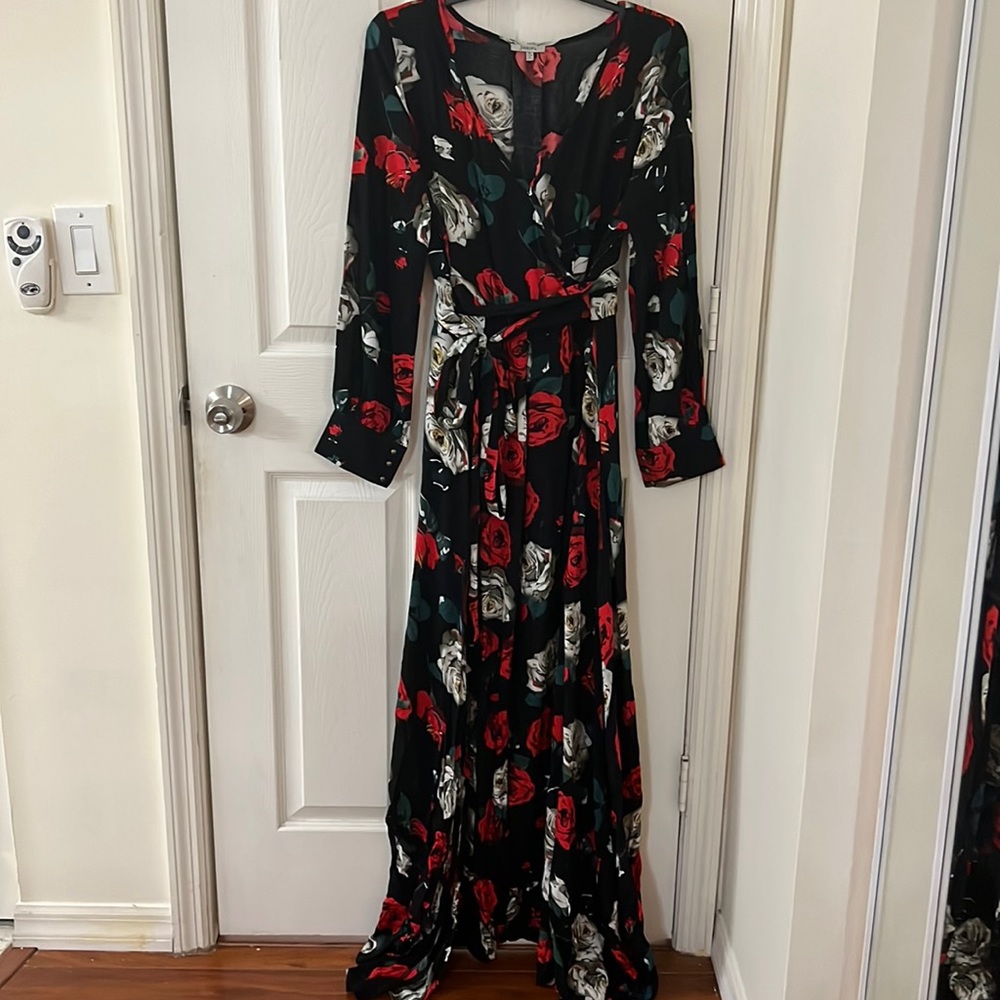 The PERFECT holiday dress